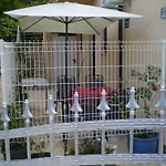 Tare, Electric Car Refill *