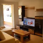 Tare, Electric Car Refill Apartamento