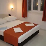 Tare, Electric Car Refill Appartement *