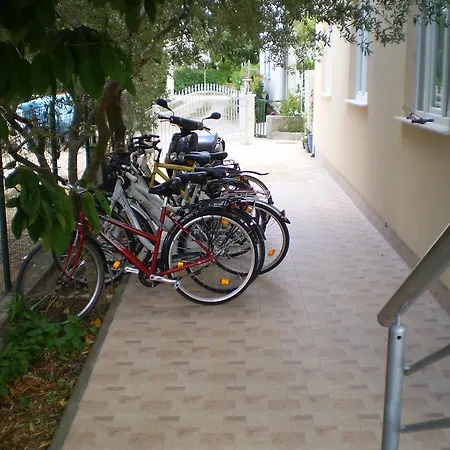 Tare, Electric Car Refill Apartment *