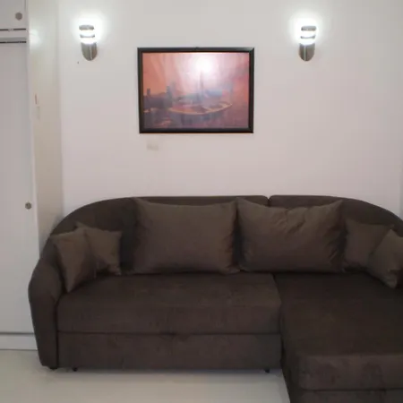 Apartamento Tare, Electric Car Refill