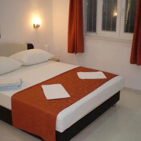 Tare, Electric Car Refill Apartment *