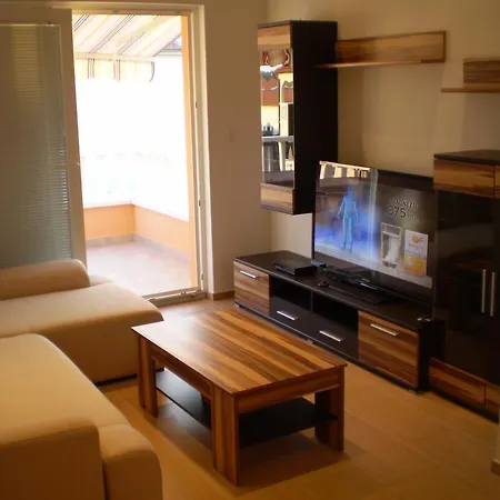 Tare, Electric Car Refill Vodice