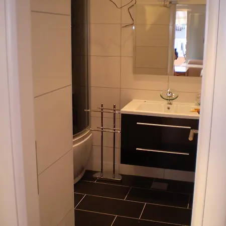 Tare, Electric Car Refill Apartment *