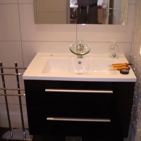 Apartment Tare, Electric Car Refill