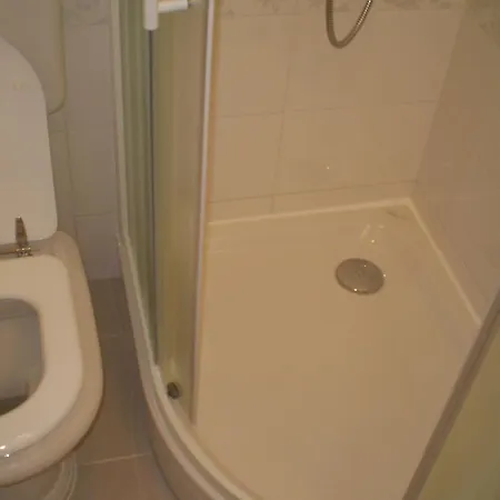 Tare, Electric Car Refill * Водице