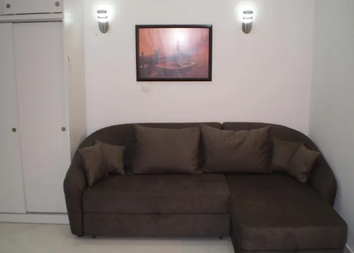 Appartement Tare, Electric Car Refill