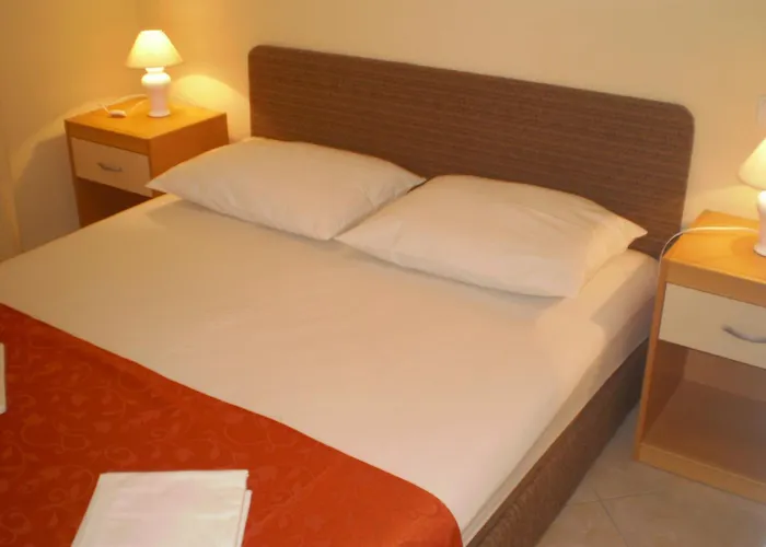 Tare, Electric Car Refill Vodice