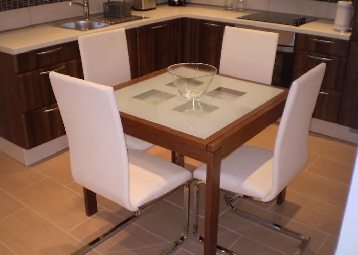 Tare, Electric Car Refill