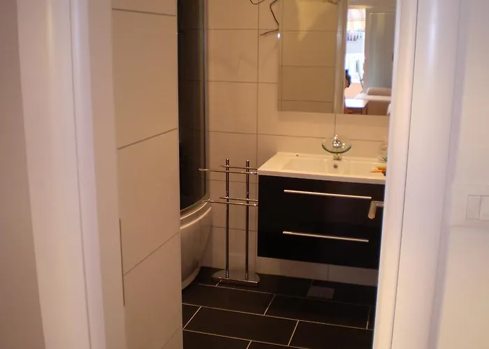 Tare, Electric Car Refill Appartement *