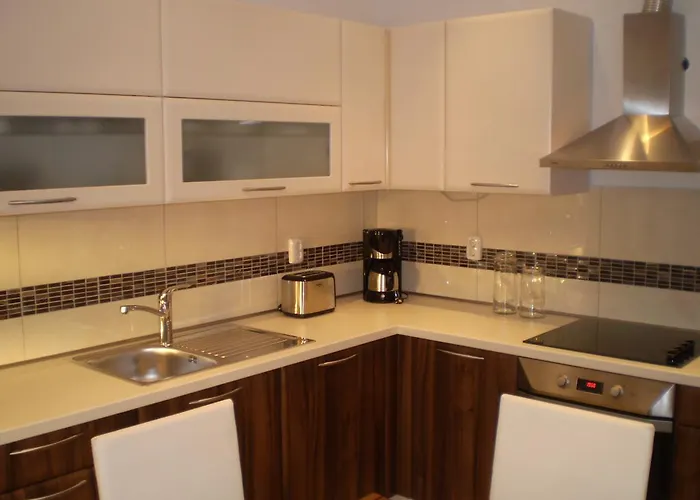 Tare, Electric Car Refill *